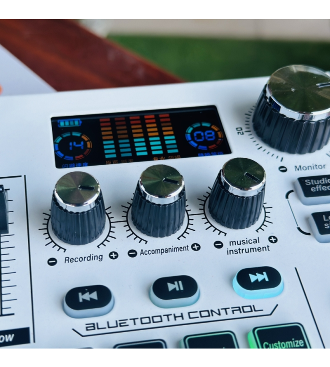 Soundcard X7 - Hỗ Trợ Micro 48V, Tích Hợp Hiệu Ứng Auto Tune